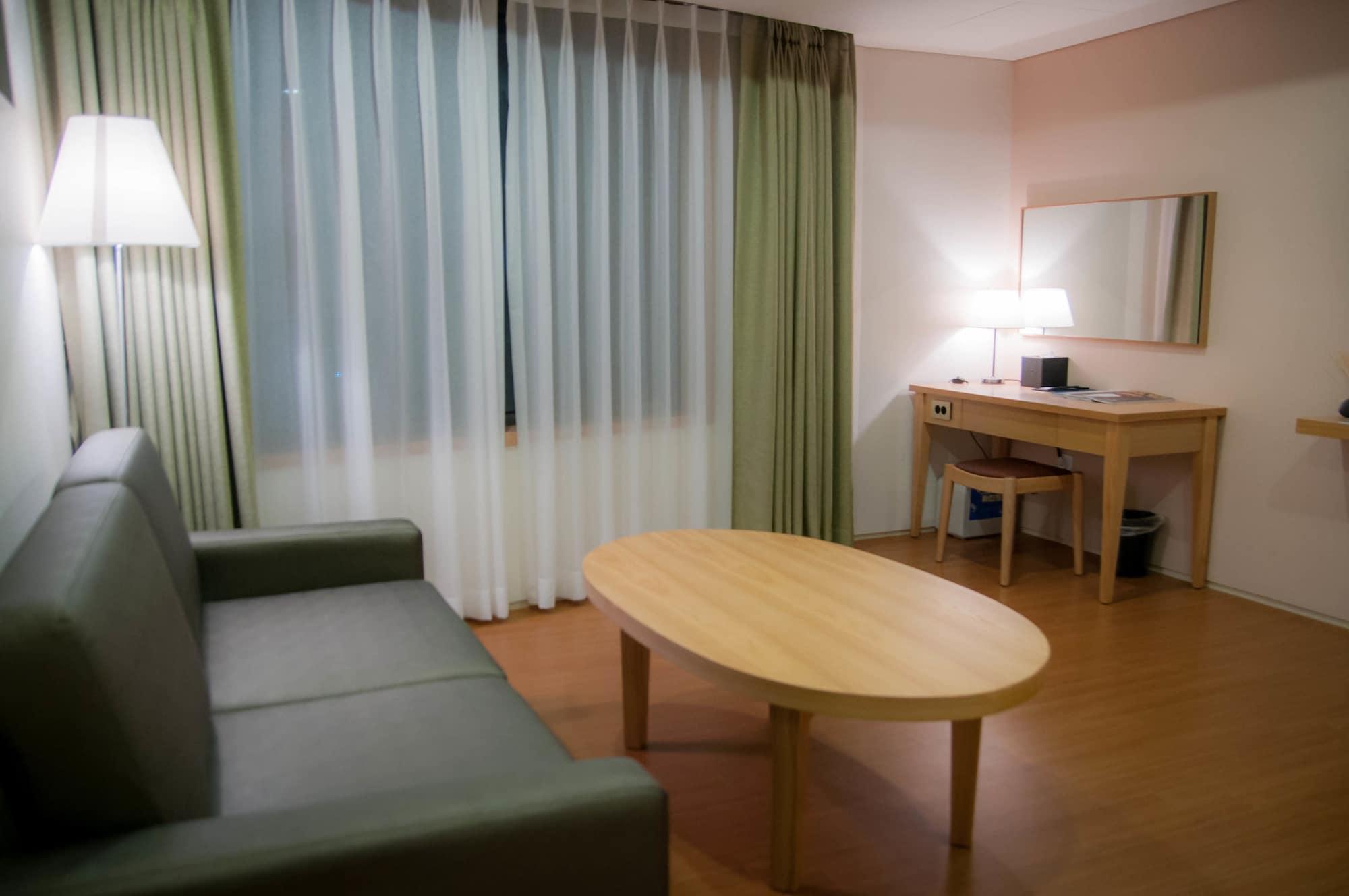 Benikea Jungmun Hotel Seogwipo Dış mekan fotoğraf