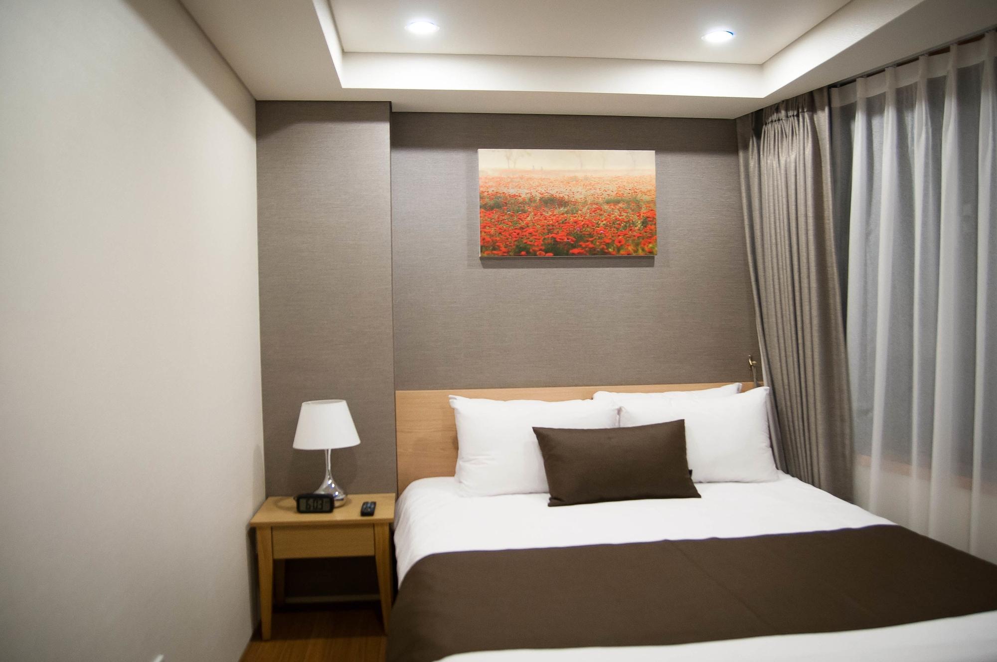 Benikea Jungmun Hotel Seogwipo Dış mekan fotoğraf